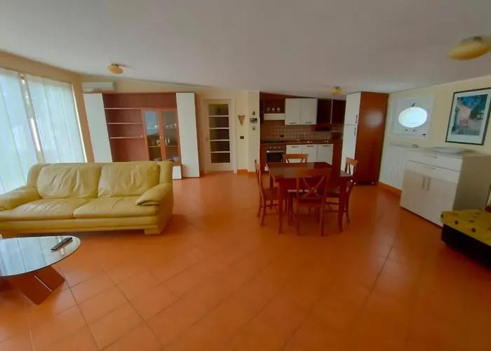 アパートホテル Blanca *